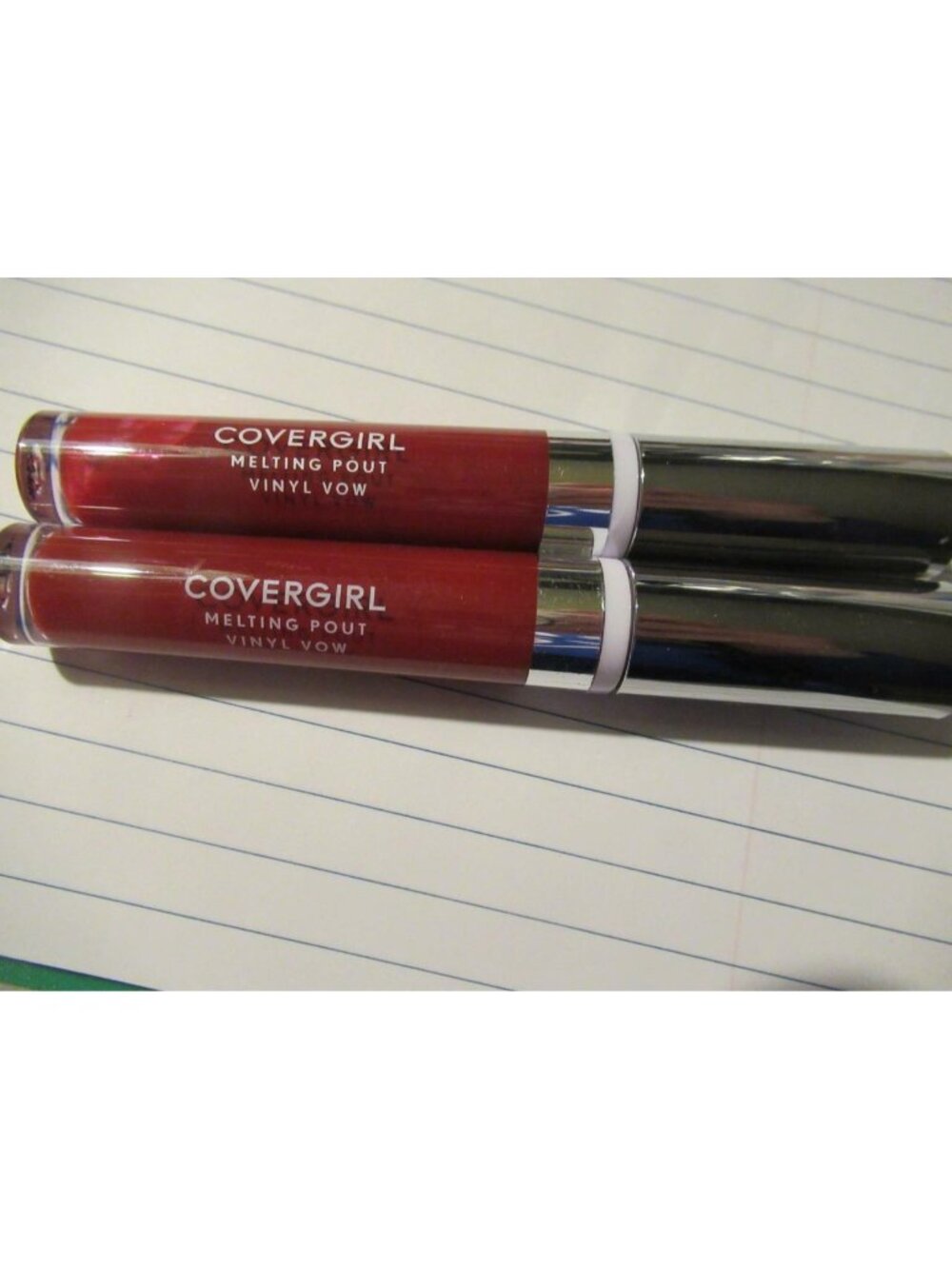 2 Covergirl Melting Pout Vinyl Vow Lipstick 225 Keep It Going Sealed 2 Piece
